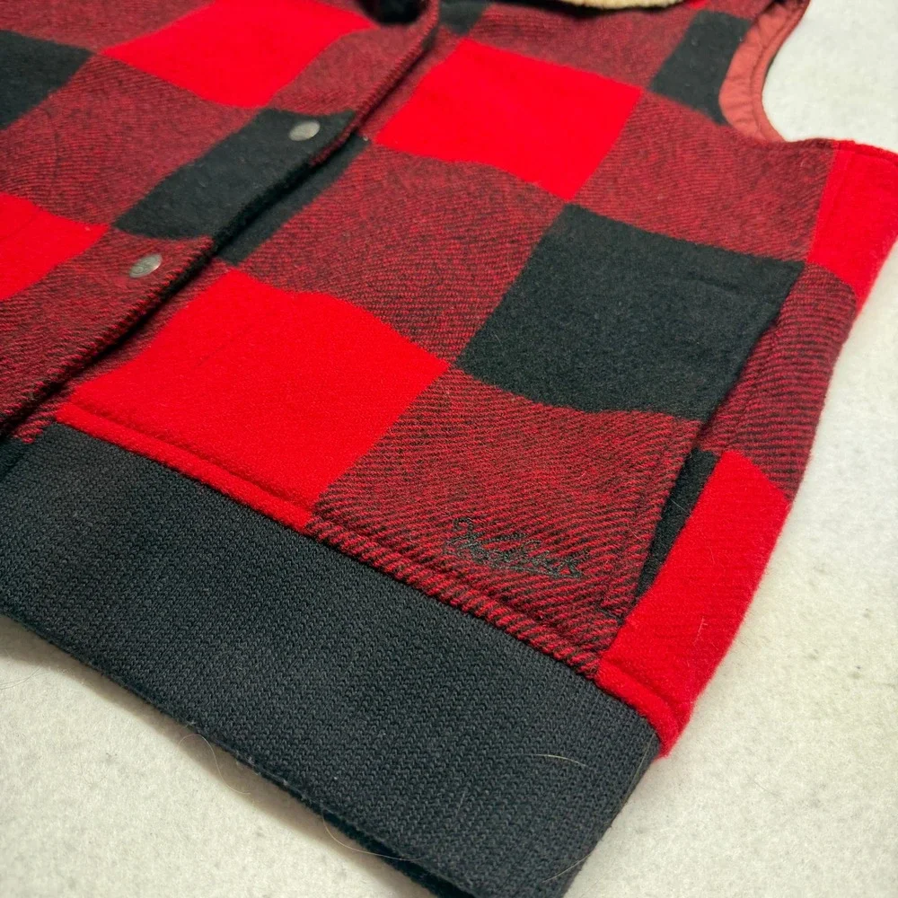 Vintage Woolrich Buffalo Plaid Wool Vest Sherpa Collar Quilt Lined Western Large
